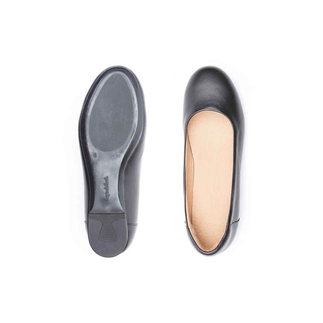 Women’s wide fit orthopedic ballet flats with removable cushioned insole – Melody comfort footwear.
