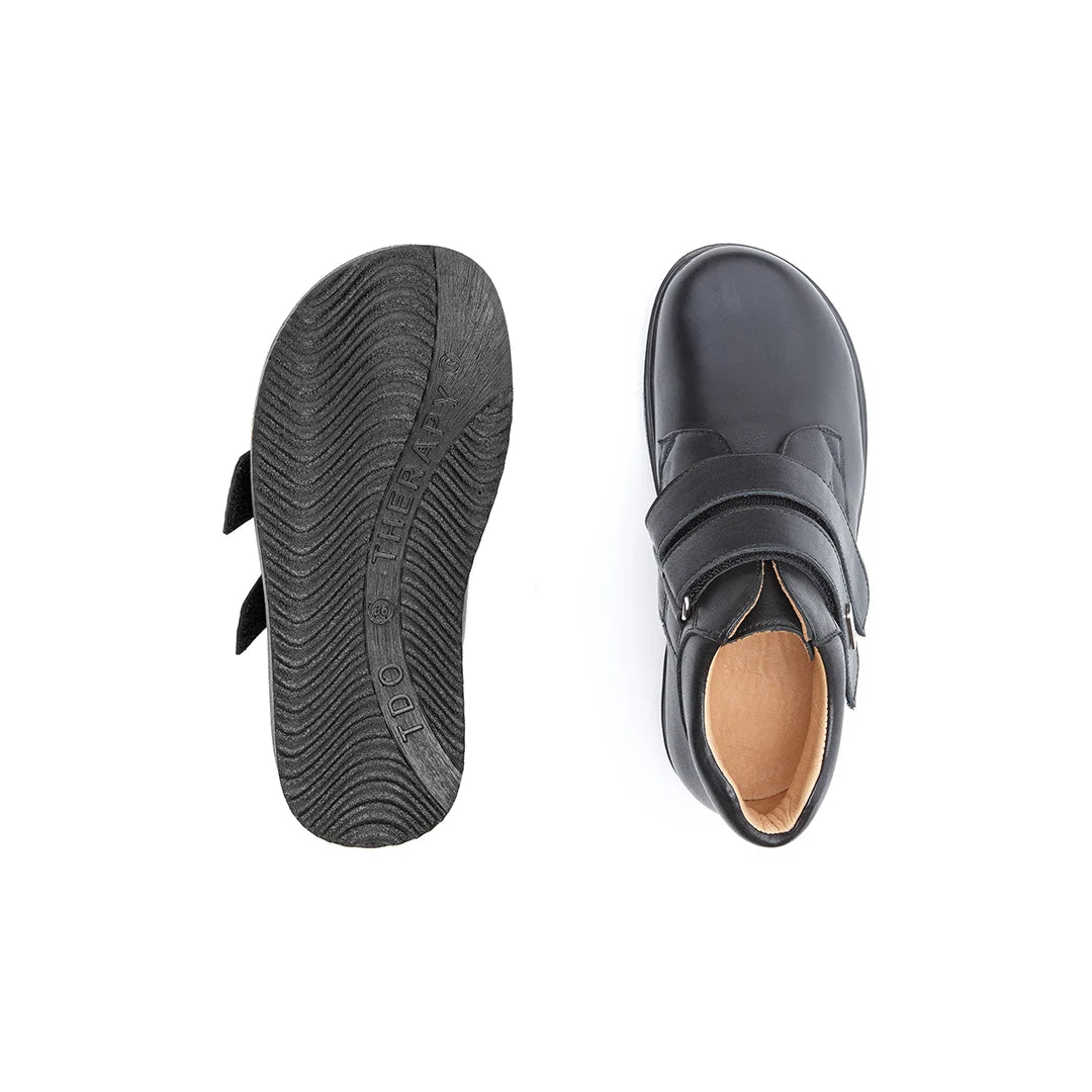 Women’s orthopedic diabetic boots with cushioned sole for stability and comfort