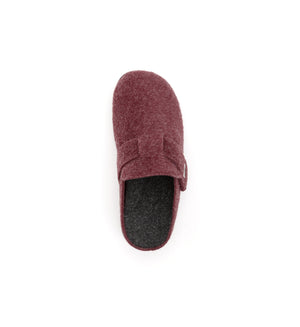 Burgundy Henley felt mule slipper, top view.