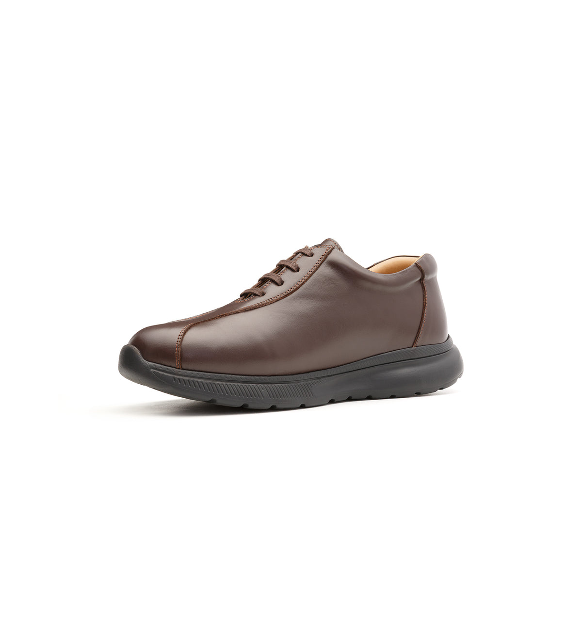 Brown 611-UNI lace-up shoe, viewed from the opposite front angle.