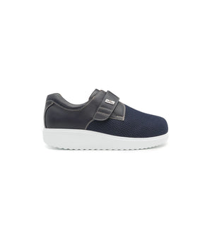 Women's navy shoes featuring a spacious forefoot and clean plain-front design.