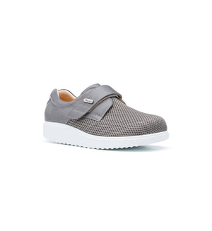 Front view of Ashby 616.20.19-W wide-fit orthopaedic diabetic shoe with breathable mesh fabric