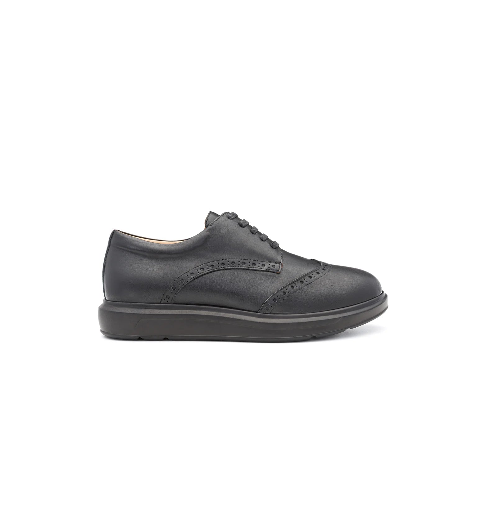 Side view of Charles men’s black leather 4E wide and deep lace-up shoes.