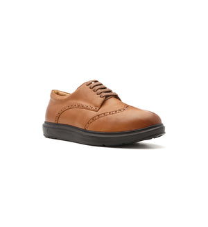 Charles men’s tan leather 4E wide and deep lace-up shoes, three-quarter view.