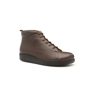 Men’s brown extra wide diabetic leather boots with a deep toe box, designed for swollen feet and bunion comfort – Forge model.