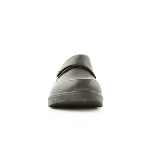 Men’s black orthopedic Velcro shoes with wide fit and supportive sole front view