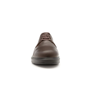 Front view of Windsor men's brown comfort Oxford shoes with a broad toe shape and sleek leather finish.